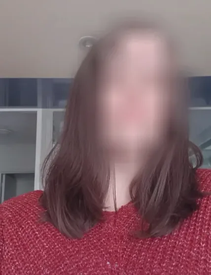 Amina, 38