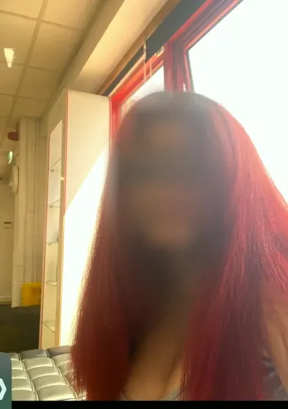 Astrid, 19