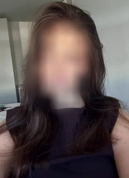 Corinna, 28