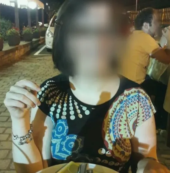 Ingrid, 32
