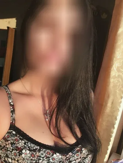 Ivana, 31