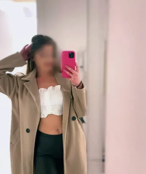 Lena, 19