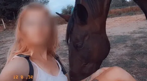 Lorena, 33