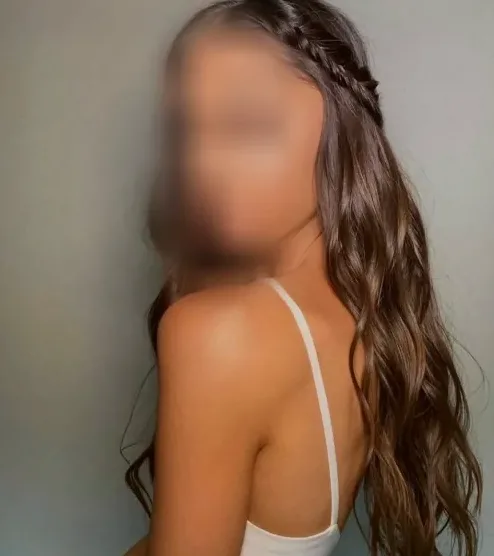 Marina, 29