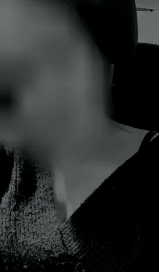 Simone, 27