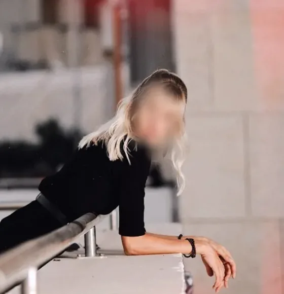 Viktoria, 40