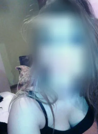 Yvonne, 25